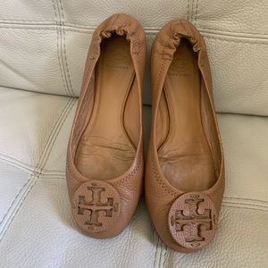 Tory Burch Reva Camel Leather Flats Size 8,5